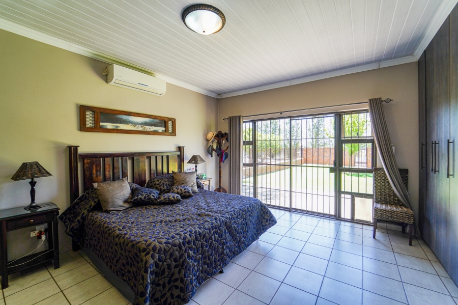 10 Bedroom Property for Sale in Bainsvlei Free State